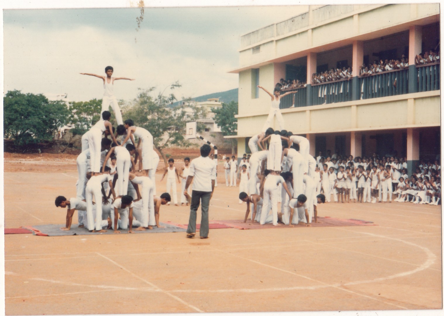 1999 Batch Photo