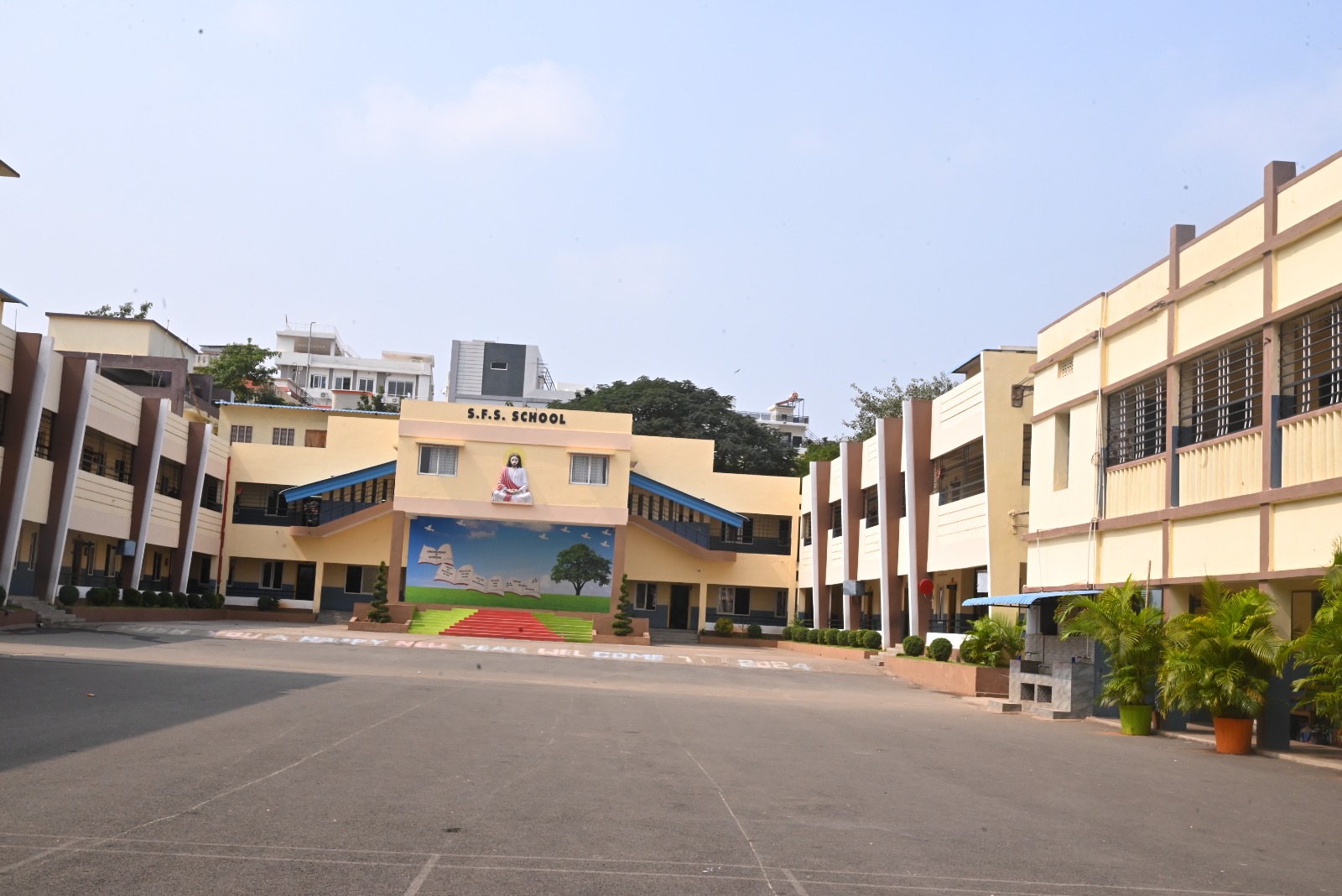 SFS High School Campus image